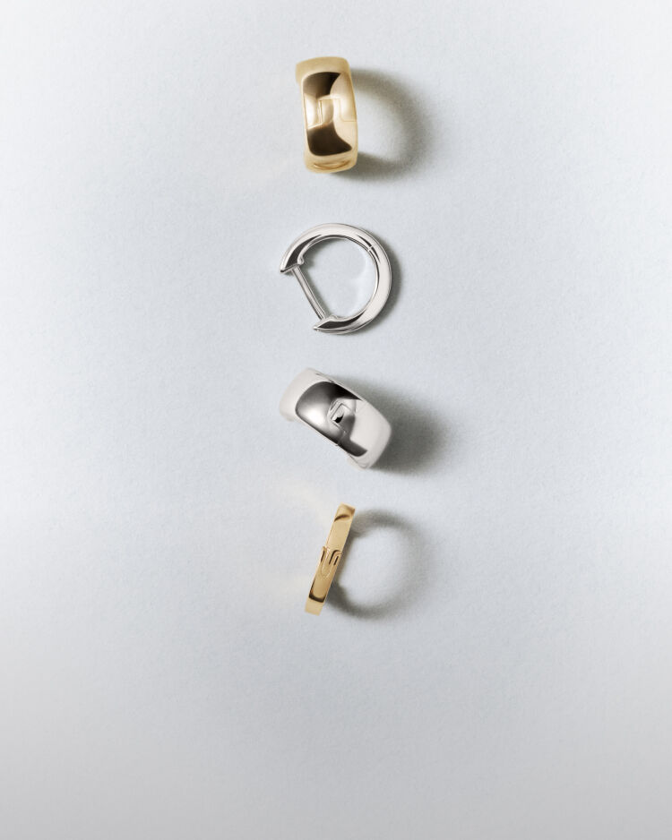 PIERCINGS[[DISCOVER]]