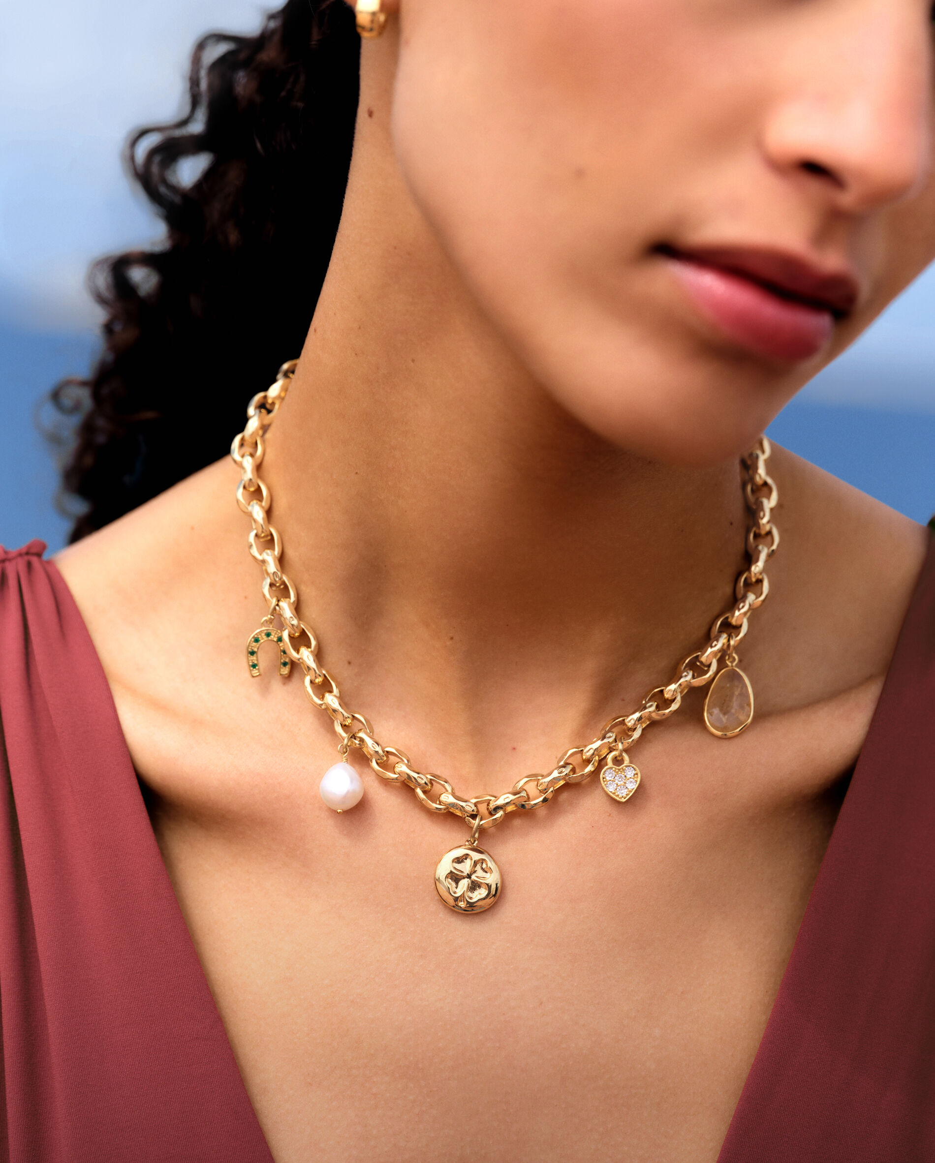 Online jewelry store - Agatha : 50 years of history