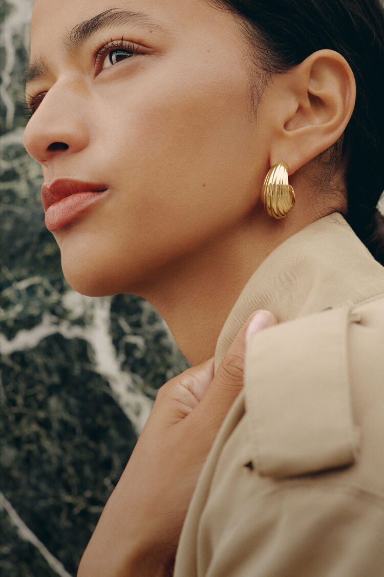 EARRINGS[[DISCOVER]]