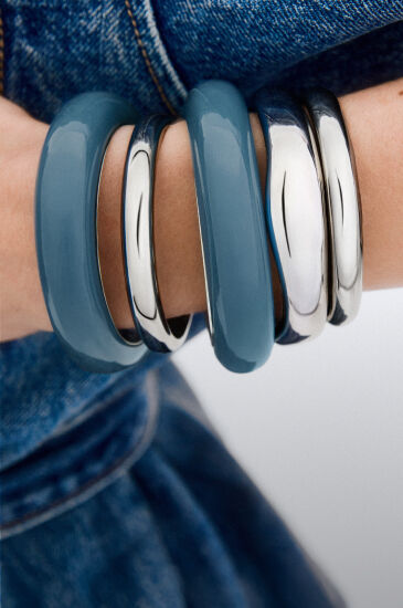 BRACELETS[[Discover]]