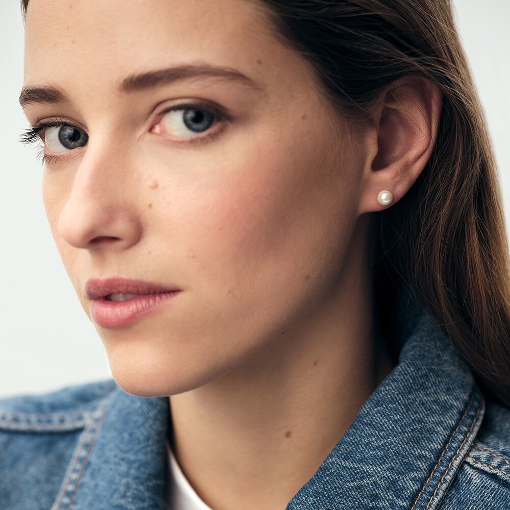 Stud earrings PERLYS - Pearl / Silver - Earrings  | Agatha