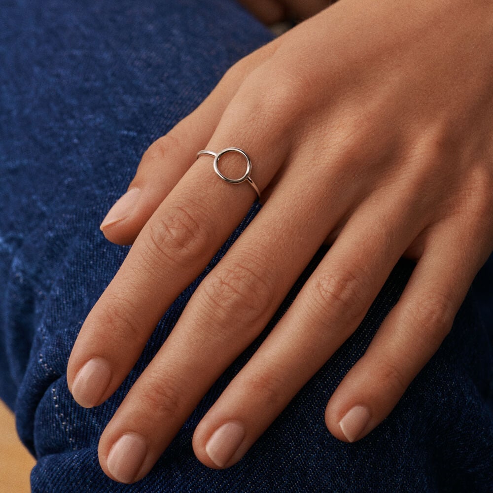 Agatha rings clearance