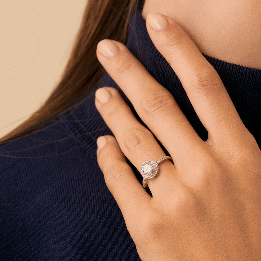 Agatha rings online