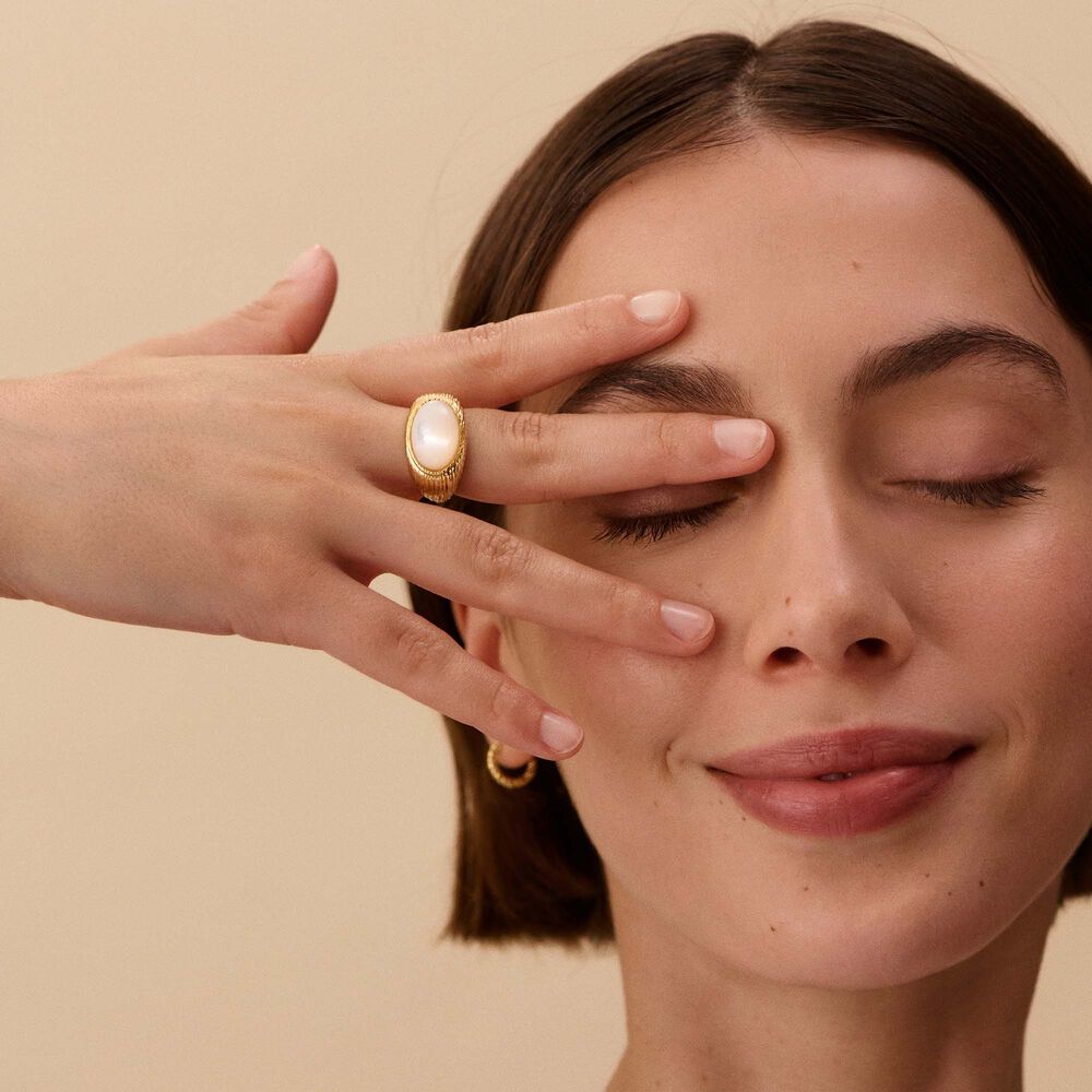 Large ring PETRA - Nacre / Gold - Jewellery  | Agatha