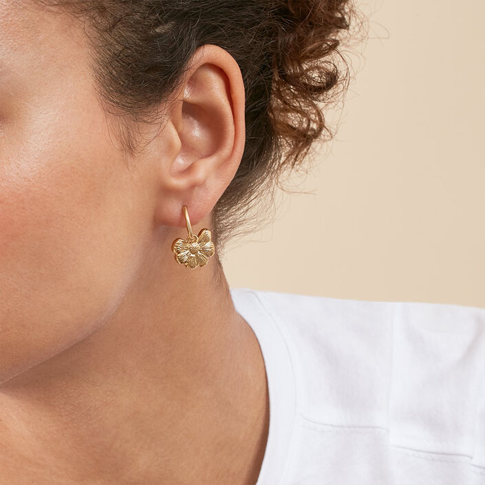 Hoops FLORA - Golden / White - Earrings  | Agatha