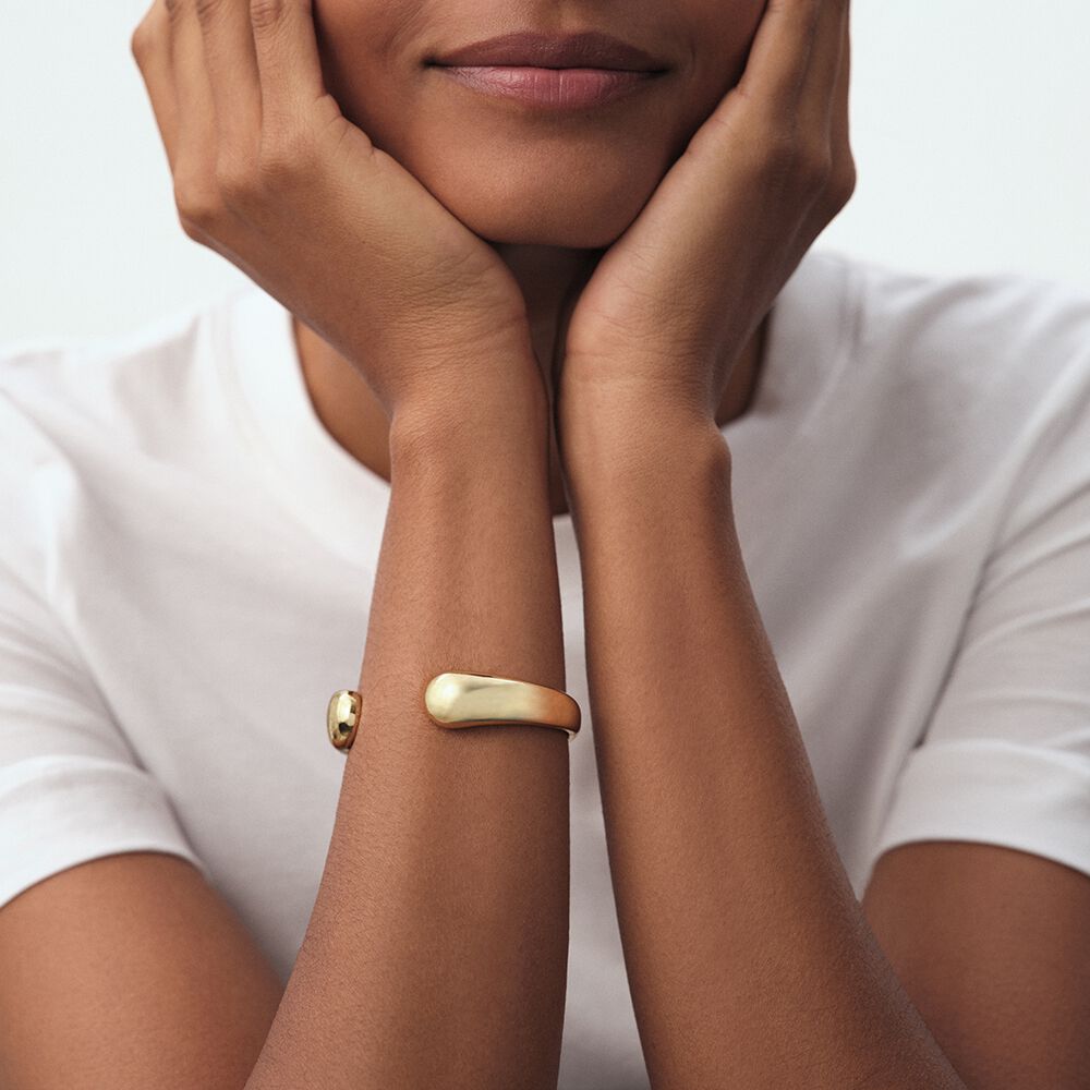 Bangle woman | Agatha